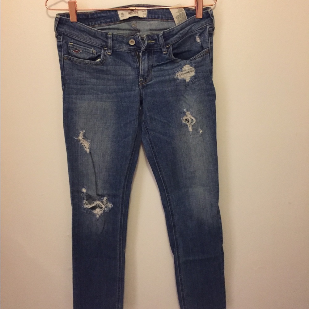 Hollister skinny jeans size 28X33 7R.